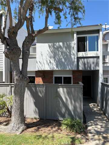 633 Whitney Way, Costa Mesa, CA 92626