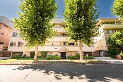14530 Benefit Street, Sherman Oaks, CA 91403