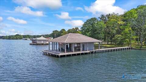 128 Floyd Circle, Guntersville, AL 35769