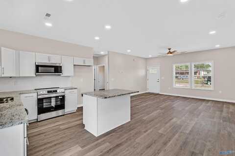 146 Green Road, New Market, AL 35773