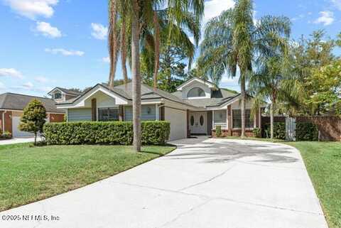 12541 MASTERS RIDGE Drive, Jacksonville, FL 32225