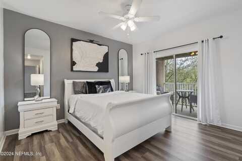 10075 GATE Parkway unit: 513, Jacksonville, FL 32246
