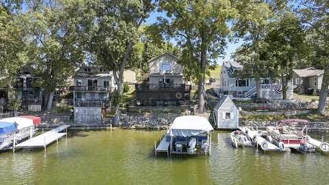 1360 Lane 120 Hamilton Lake, Hamilton, IN 46742