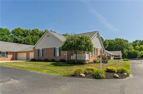 11722 Villa Vista Drive NW, Uniontown, OH 44685