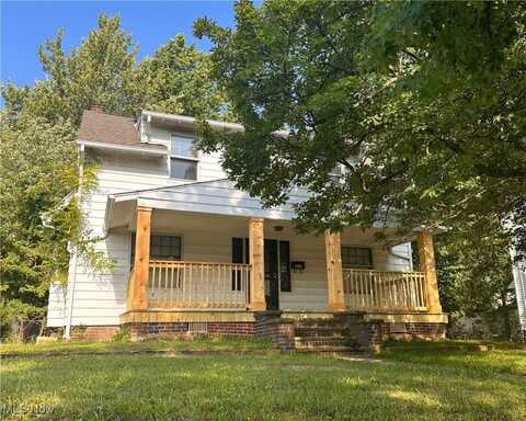 1468 Parkhill Road, Cleveland Heights, OH 44121