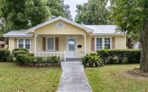 520 HELVENSTON, Live Oak, FL 32064