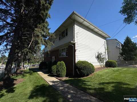 51 Pasadena Place FL 2, Hawthorne, NJ 07506