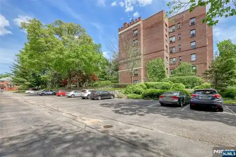 100 E Palisade Avenue D34, Englewood, NJ 07631