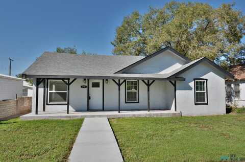 616 S Ave. B, Portales, NM 88130