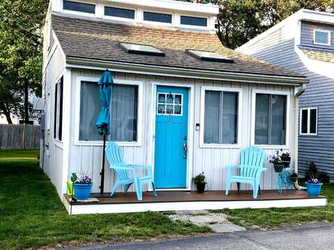 470 Winnacunnett Road, Hampton, NH 03862
