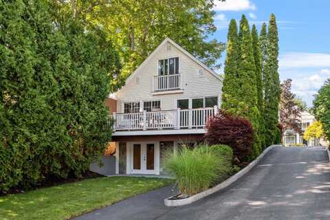 38 Lake Shore Drive, Moultonborough, NH 03254