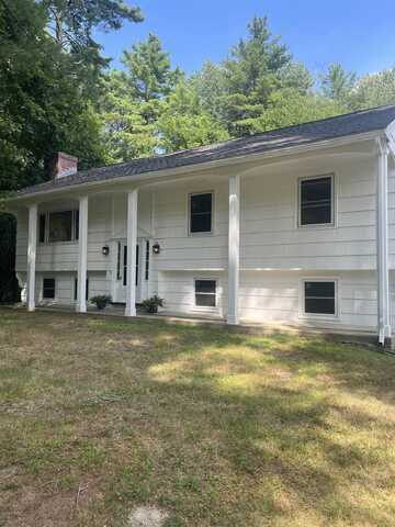 24 Hampton Falls Road, Exeter, NH 03833