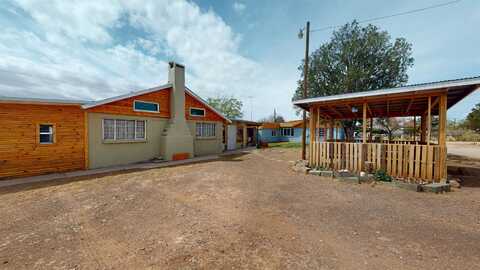 613 Willow Ln, Tularosa, NM 88352