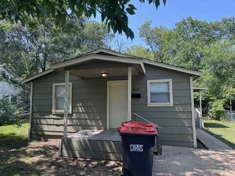 1233 13th St. NW, Paris, TX 75460
