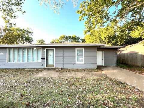 124 Vandenburg Drive, Denison, TX 75020