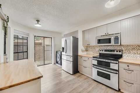 2502 Tierra, Irving, TX 75038
