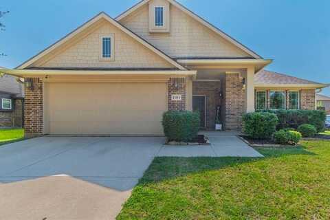 1104 Longhorn Drive, Aubrey, TX 76227