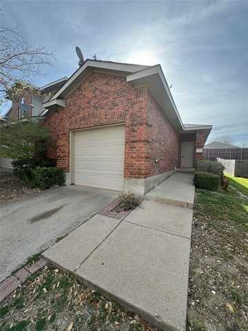 2146 Stonebrook Lane, Mesquite, TX 75181