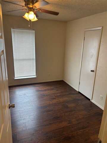 3205 Las Vegas Trail, Fort Worth, TX 76116