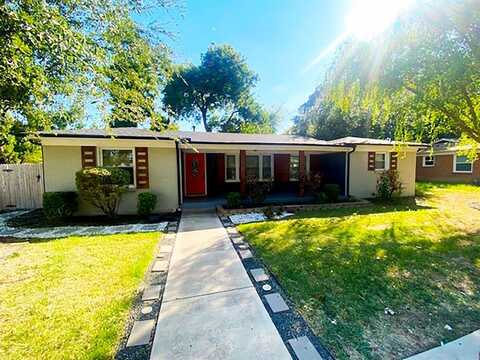 5701 Carb Drive, Westworth Village, TX 76114
