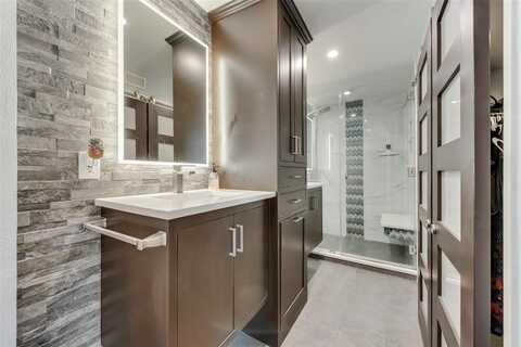 2652 Entrada Boulevard, Irving, TX 75038