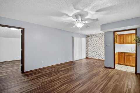 12818 Midway Road, Dallas, TX 75244