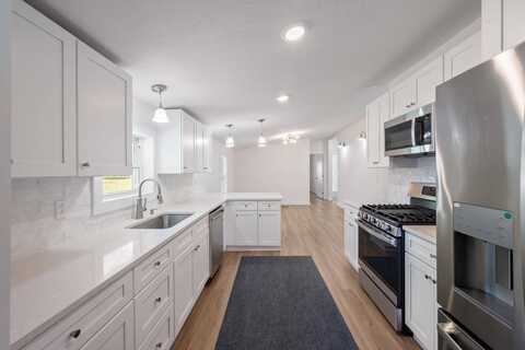 20 Spruce Ln Stillwater, Stillwater, NY 12170