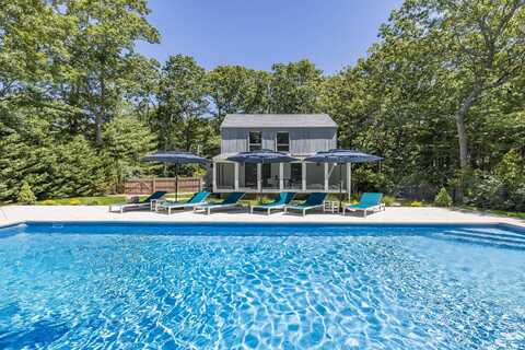 56 Underwood Drive, East Hampton, NY 11937