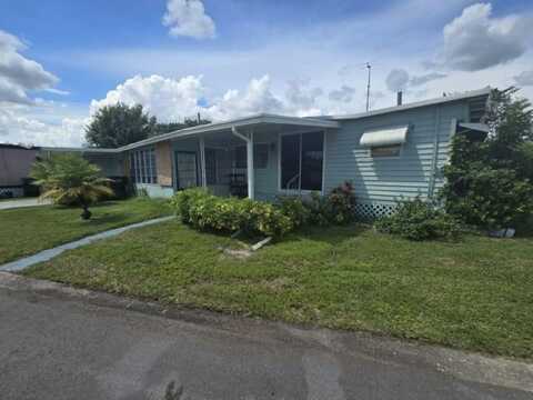 4000 24th ST N Unit 701, Saint Petersburg, FL 33714