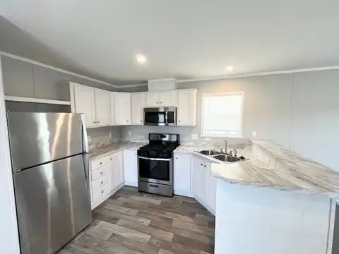 46000 Geddes Road, Canton, MI 48188