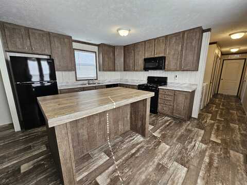 46000 Geddes Road, Canton, MI 48188