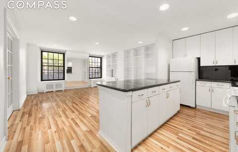 1 Fifth Avenue, New York, NY 10003