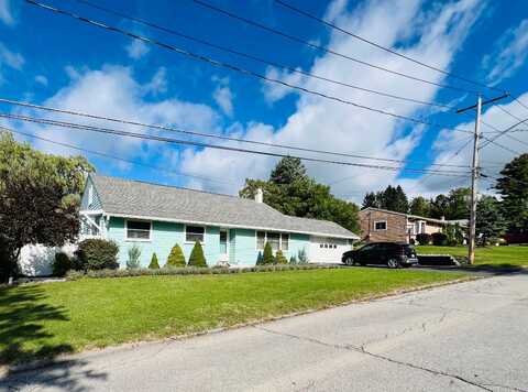 32 Top Notch Dr, Little Falls, NY 13365