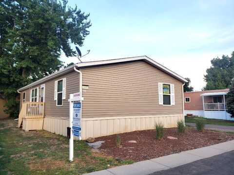 1686 N Eisenhower Way, Aurora, CO 80011