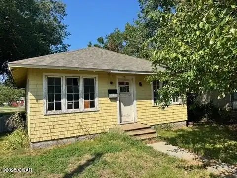 731 W 12th Street, Webb City, MO 64870