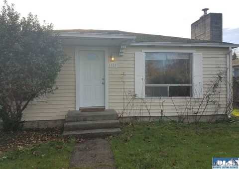 1020 E 7th Street, Port Angeles, WA 98362