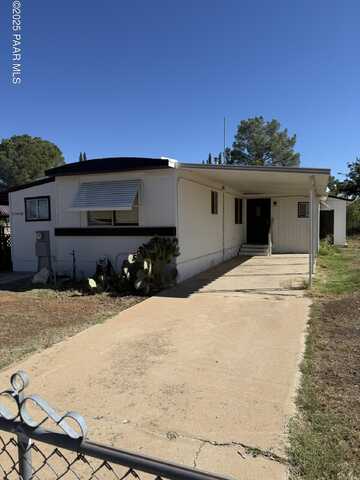 17400 E Trails End Road, Mayer, AZ 86333