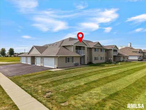 340 E FRANKLIN Street, Eldridge, IA 52748