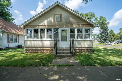 339 HERMAN Street, Pekin, IL 61554