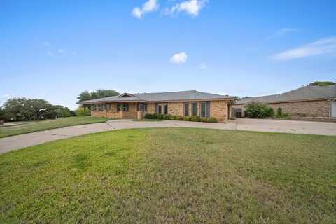 1 Coachmans Circle, Big Spring, TX 79720