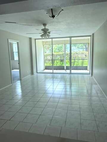 115 Royal Park Dr, Oakland Park, FL 33309
