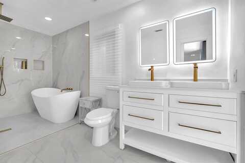 11800 NW 25th St, Plantation, FL 33323