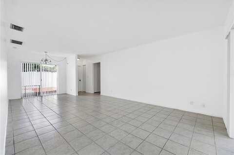 9185 SW 5th St, Boca Raton, FL 33428