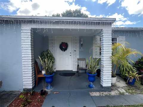 10521 NW 35th Ct, Miami, FL 33147