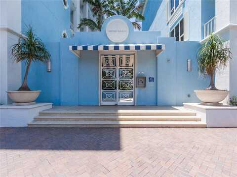701 SE 21st Street, Deerfield Beach, FL 33441