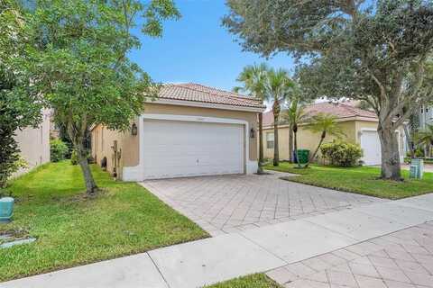 5355 NW 126th Dr, Coral Springs, FL 33076