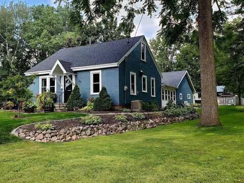 90 17TH Street, CLINTONVILLE, WI 54929