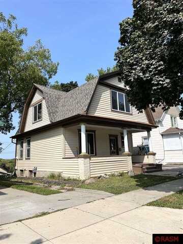 622 N 5th Street, Mankato, MN 56001