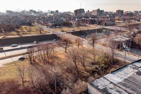 503 E EDSEL FORD Freeway, Detroit, MI 48202