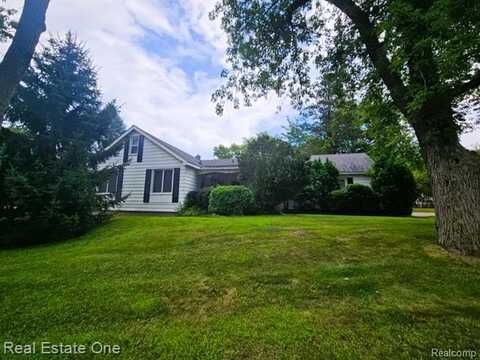 4415 Welland Drive, West Bloomfield, MI 48323